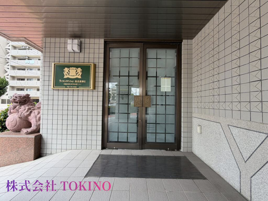 建物入り口