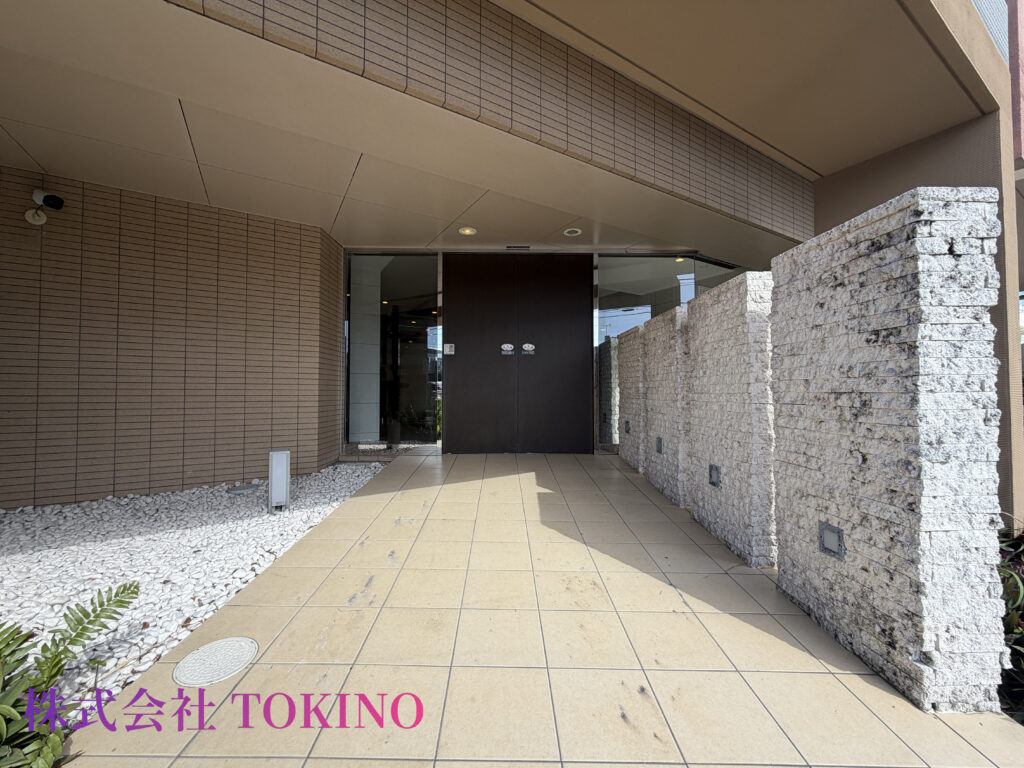 建物入り口