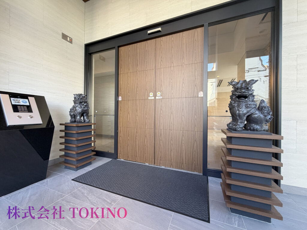 建物入り口