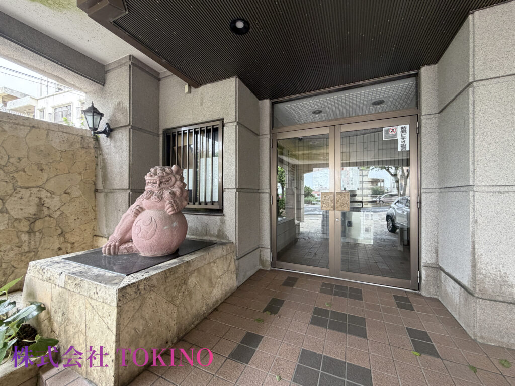 建物入り口