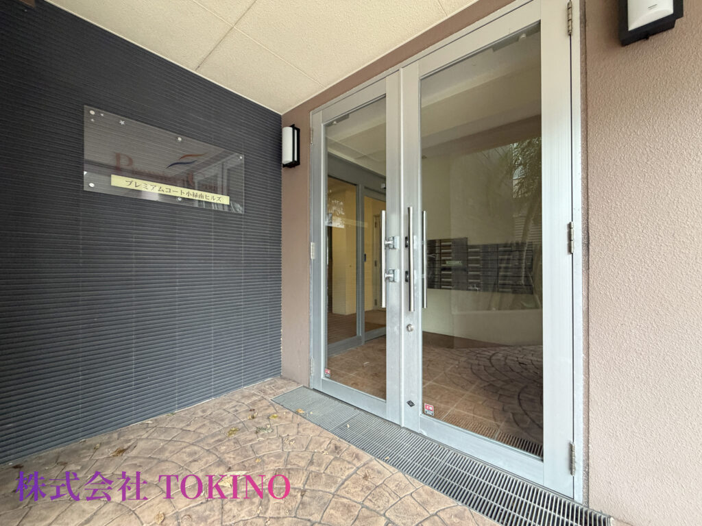 建物入り口