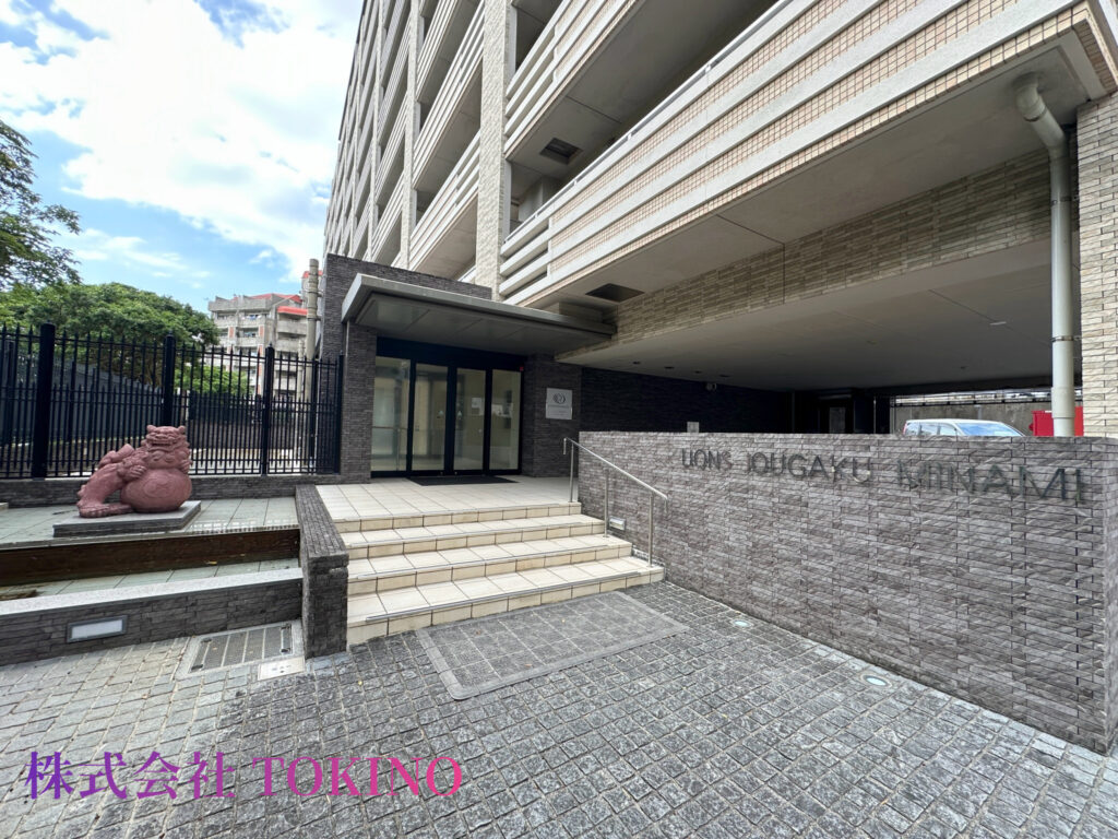 建物入り口